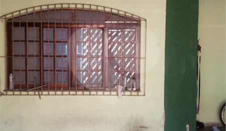 Casa à venda com 3 quartos, sendo 1 suíte,  em Jardim dos Ipês, Suzano, SP