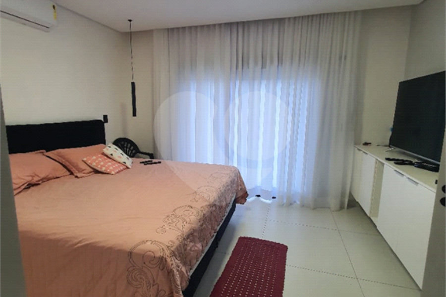 Casa à venda com 6 quartos, sendo 4 suítes, em Chácara do Remanso, Vargem Grande Paulista, SP