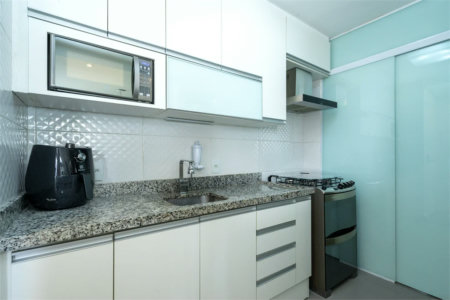 Apartamento à venda com 3 quartos, sendo 1 suíte, em Jardim Parque Morumbi, São Paulo, SP