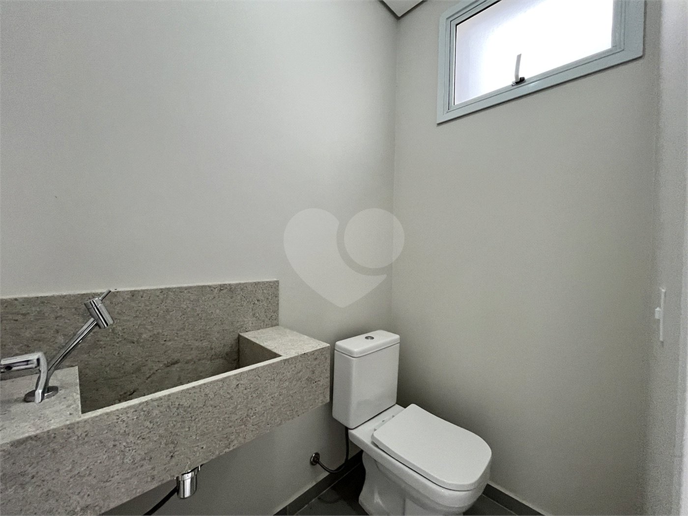 Casa à venda com 3 quartos, sendo 1 suíte,  no condomínio Reserva Ipanema I, Sorocaba - SP