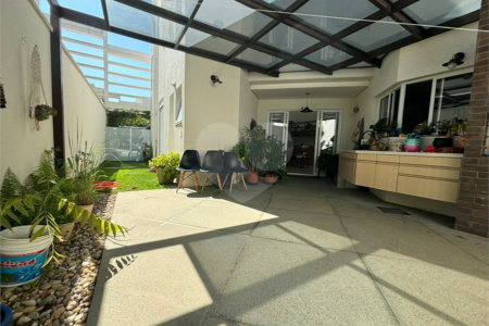 Casa à venda ou para alugar com 3 suítes no condomínio Piemonte Residenziale, Vinhedo - SP