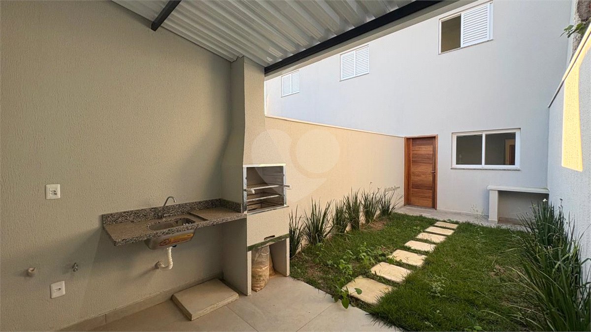 Casa de Vila à venda com 2 suítes em Jardim São Paulo, Sorocaba, SP