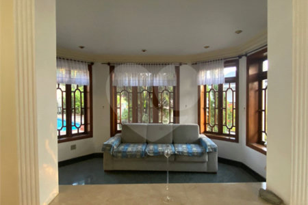 Casa à venda com 3 quartos, sendo 4 suítes,  no condomínio Estância Marambaia, Vinhedo - SP