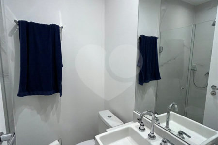 Apartamento à venda com 3 suítes em Jardim das Acácias, São Paulo, SP