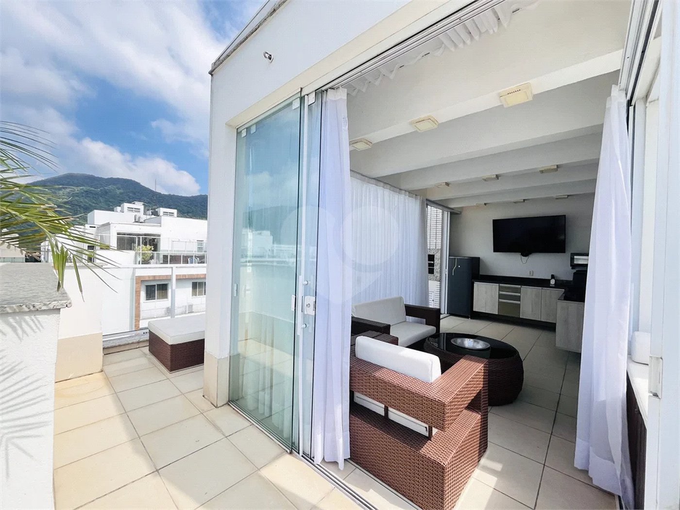 Cobertura à venda com 3 quartos, sendo 2 suítes, em Recreio dos Bandeirantes, Rio de Janeiro, RJ