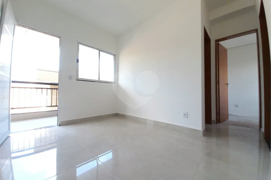 Apartamento Novo com 2 Dormitórios, Vaga e Quintal Privativo na Vila Isolina Mazzei