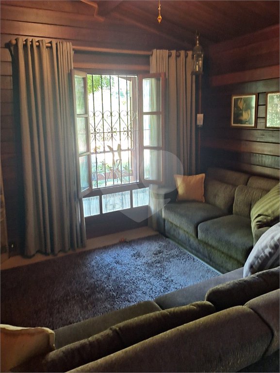 Casa em condomínio à venda com 4 quartos, sendo 2 suítes, no Centro, Bom Jesus dos Perdões, SP