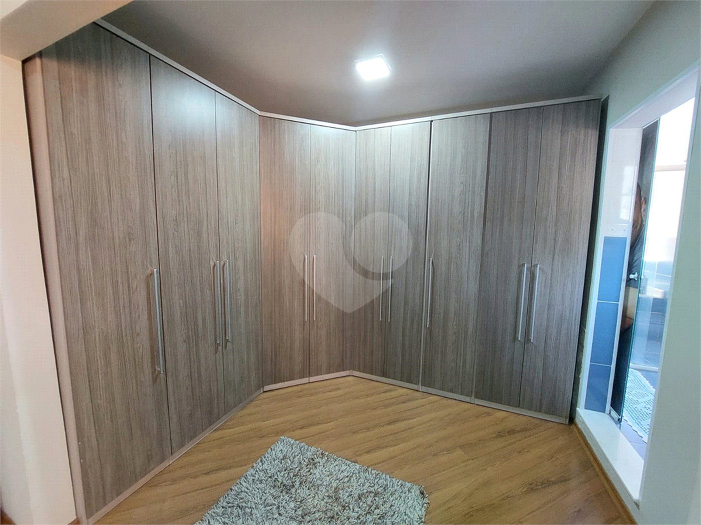 Sobrado à venda com 3 quartos, sendo 1 suíte, em Jaraguá, São Paulo, SP