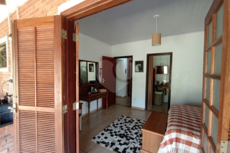 Casa à venda com 3 quartos, sendo 1 suíte,  em Estância Conceição, Itapetininga, SP