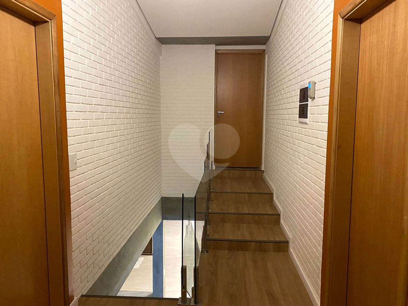 Sobrado à venda com 4 suítes em Vila Inah, São Paulo, SP