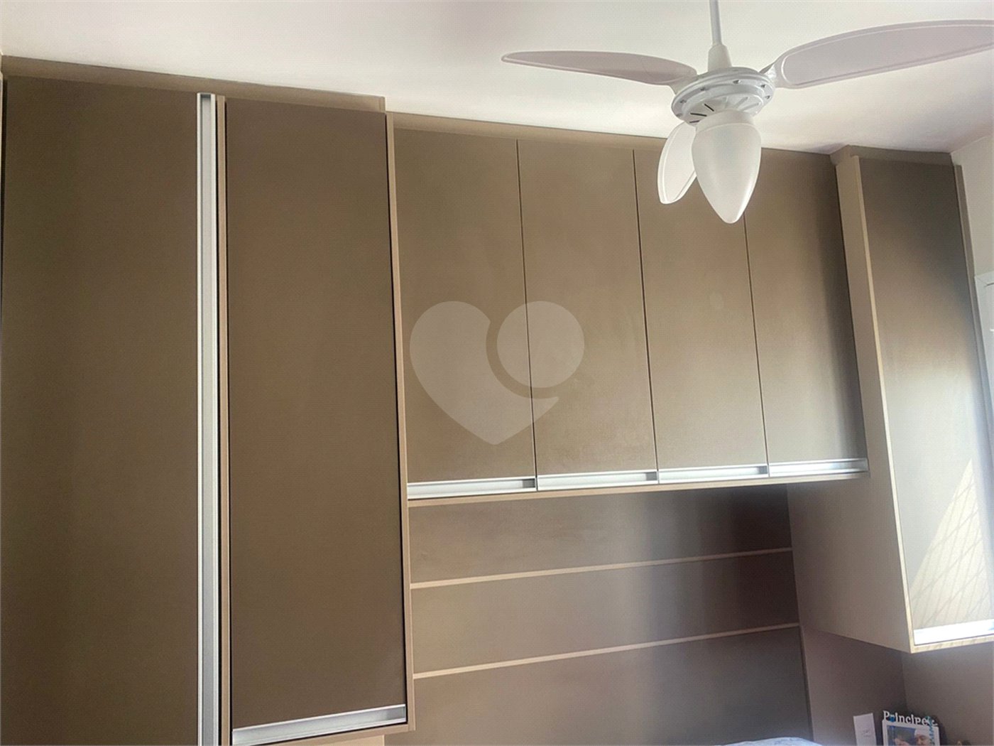 Apartamento à venda com 2 quartos em Vila Galvão, Guarulhos, SP