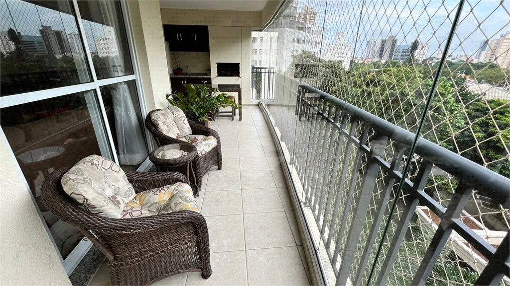 Apartamento à venda com 4 quartos, sendo 3 suítes, em Cambuci, São Paulo, SP