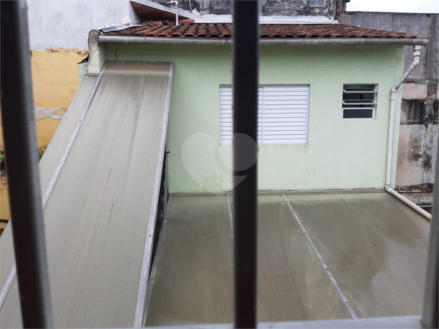 Casa à venda com 4 quartos em Jardim Peri, São Paulo, SP