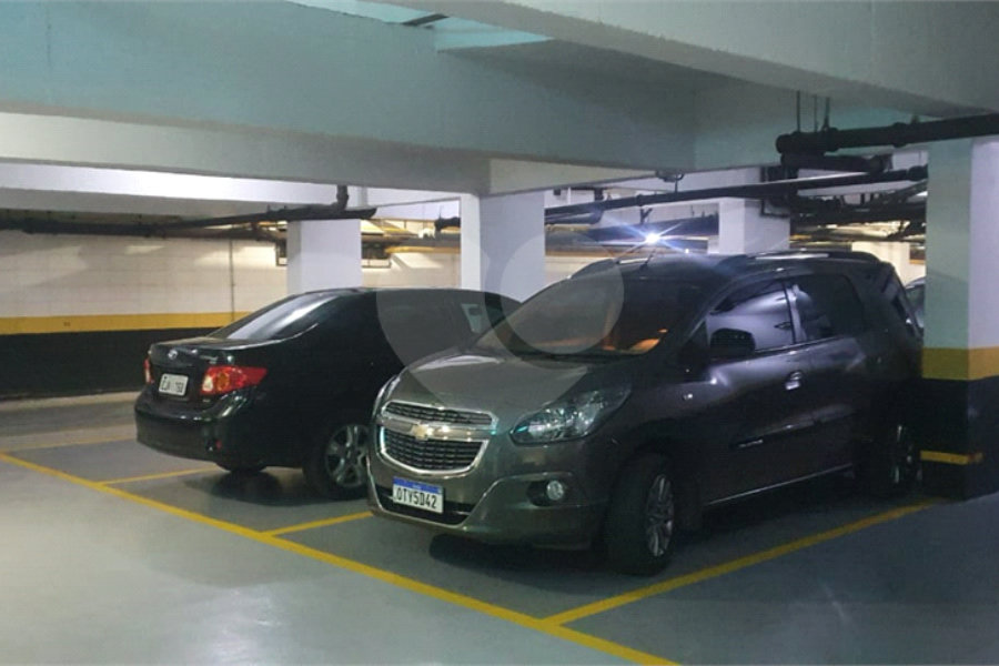 Apartamento à venda com 4 quartos, sendo 3 suítes,  em Perdizes, São Paulo, SP