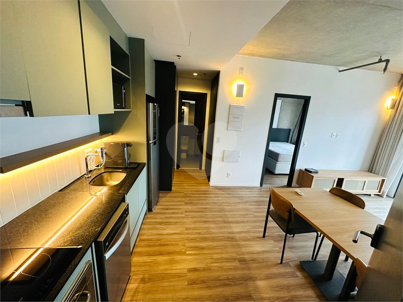 Apartamento para alugar com 1 suíte em Pinheiros, São Paulo, SP