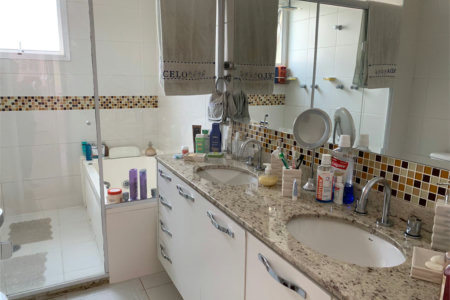 Apartamento à venda com 4 quartos, sendo 3 suítes, em Vila Andrade, São Paulo, SP