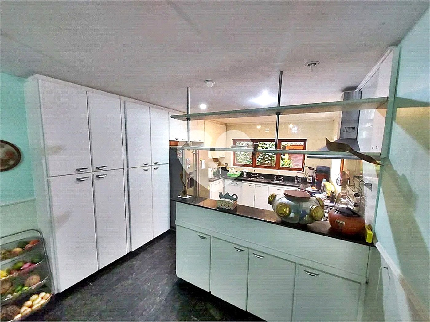 Casa à venda com 4 quartos, sendo 2 suítes, no condomínio Parque Imperial da Cantareira, Mairiporã - SP