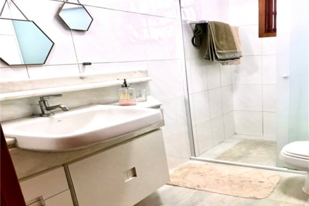 Sobrado à venda com 3 quartos, sendo 1 suíte, em Santa Teresinha, São Paulo, SP