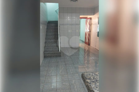 Casa à venda com 3 quartos, sendo 1 suíte, em Vila Nova Sorocaba, Sorocaba, SP