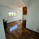 Sobrado à venda com 4 quartos, sendo 1 suíte,  em Jardim Santa Rosa, Araraquara, SP