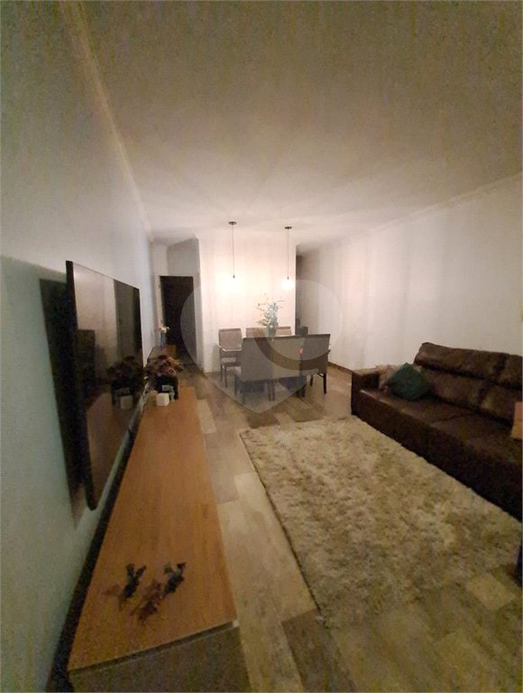 Sobrado à venda com 3 quartos, sendo 1 suíte,  em Vila Gustavo, São Paulo, SP