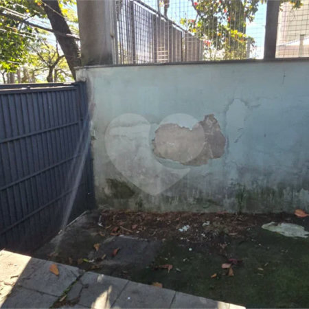Casa antiga a venda