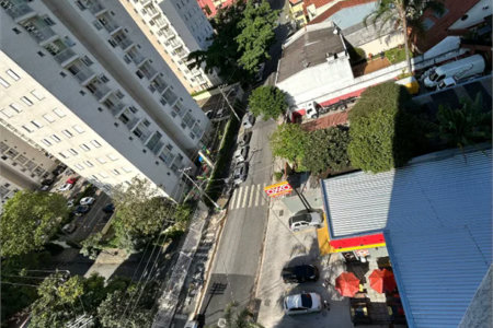 Apartamento à venda com 3 quartos, sendo 1 suíte,  em Jardim Umarizal, São Paulo, SP