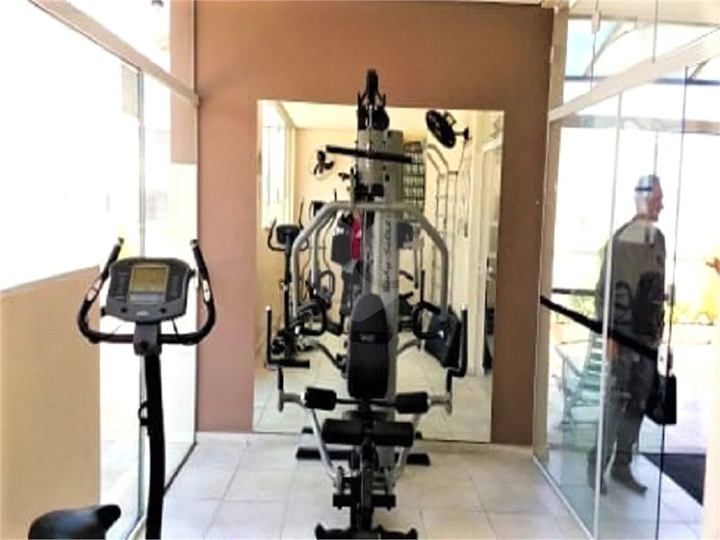 APARTAMENTO MOBILIADO, 1 DORMITORIO, FACIL fACESSO, 1 VAGA, LOCALIZAÇÃO EM MOEMA ÍNDIOS!!