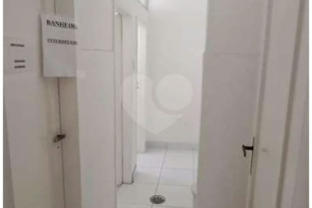 Conjunto comercial, 420 m², para venda ou locação na República