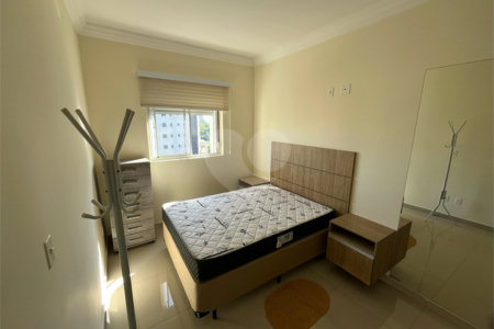 Apartamento mobiliado com 2 dormitórios sendo 1 suíte