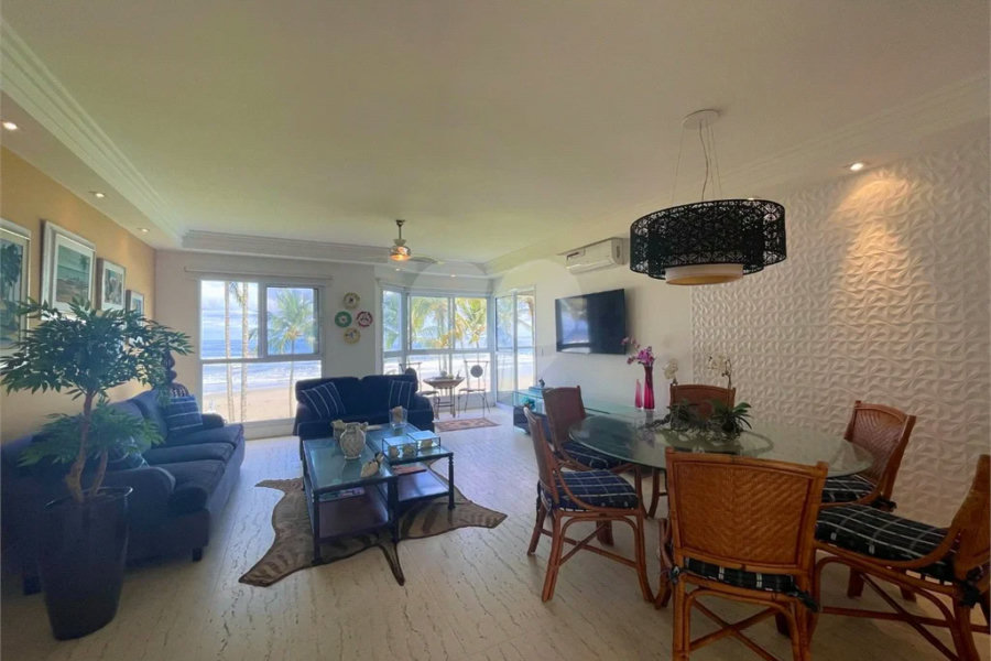 Apartamento à venda com 3 quartos, sendo 2 suítes, em Riviera de São Lourenço, Bertioga, SP