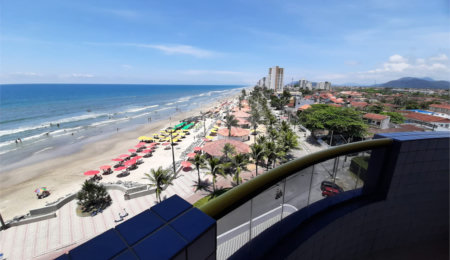 Apartamento à venda com 2 quartos, sendo 1 suíte,  em Vera Cruz, Mongaguá, SP