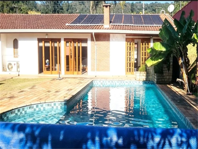 Casa à venda com 3 quartos, sendo 2 suítes,  em Mantiqueira, Mairiporã, SP