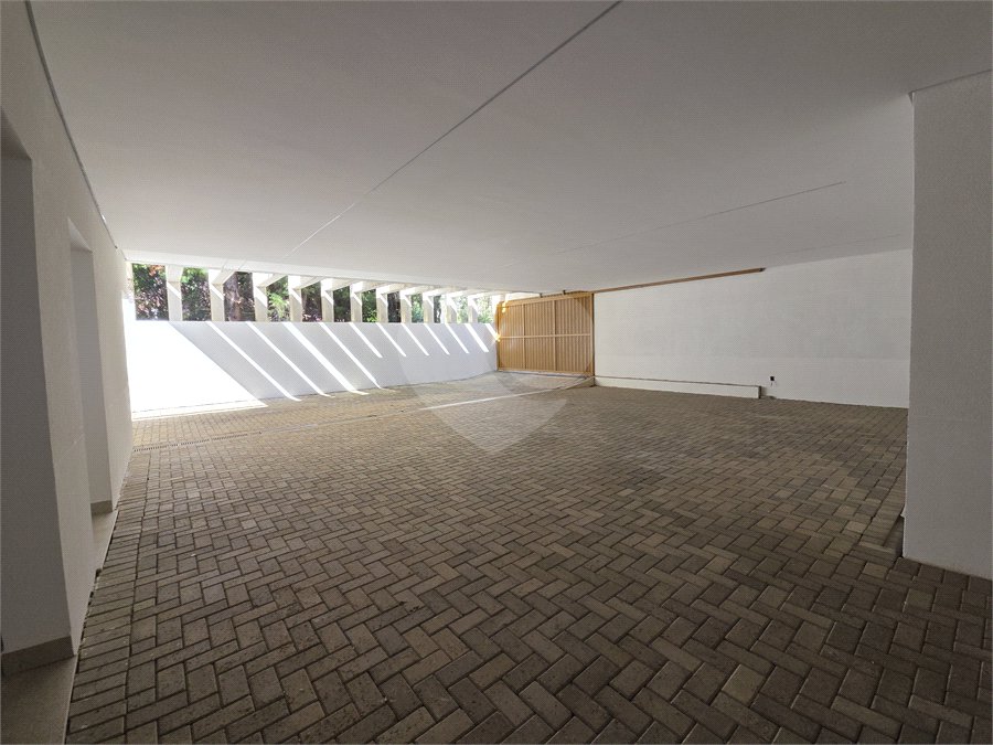 Casa à venda com 4 suítes no condomínio Fazenda Imperial, Sorocaba - SP