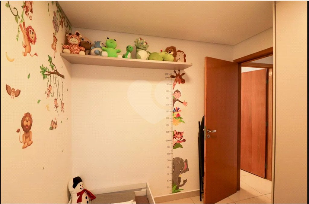 Casa à venda com 3 quartos, sendo 1 suíte, no condomínio Smile View, São Paulo - SP