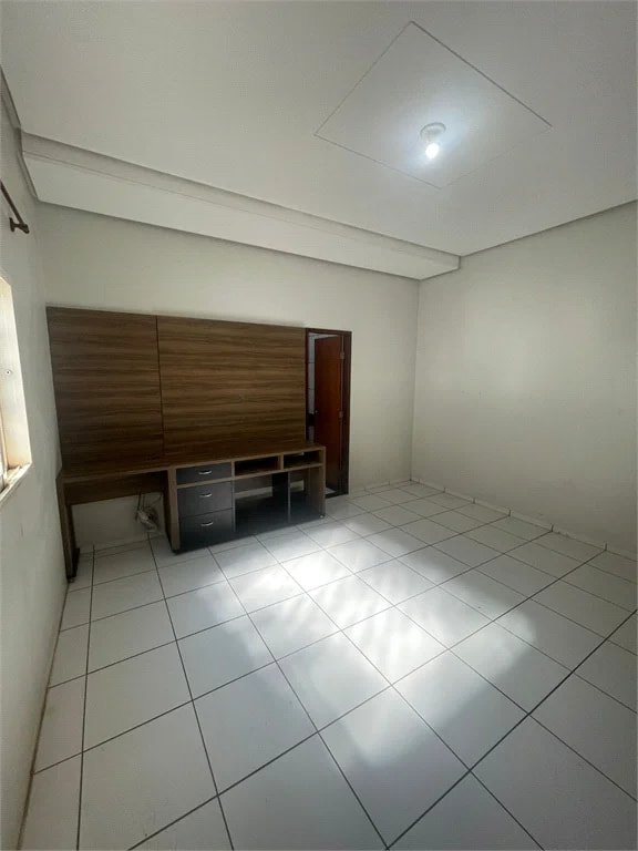 Casa para alugar com 3 quartos, sendo 1 suíte, em Setor Industrial, Balsas, MA