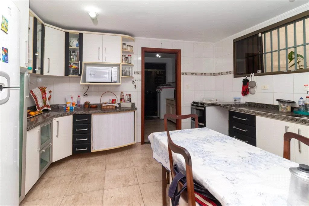 Casa à venda com 4 suítes em Vila Ipojuca, São Paulo, SP