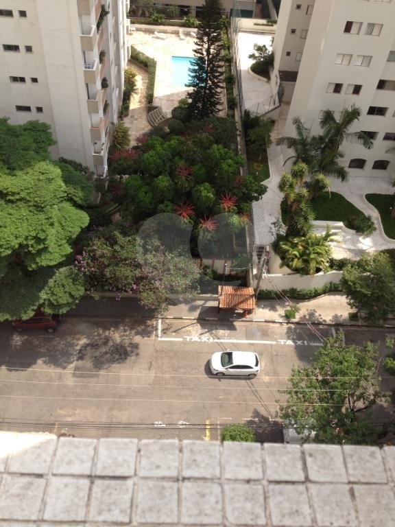 Apartamento à venda com 3 quartos, sendo 1 suíte,  em Indianópolis, São Paulo, SP