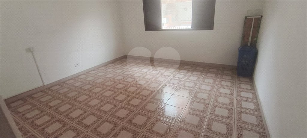 Casa à venda com 3 quartos, sendo 1 suíte,  em Jardim Vila Galvão, Guarulhos, SP