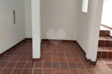 Sobrado à venda com 3 quartos, sendo 2 suítes, em Vila Paulicéia, São Paulo, SP