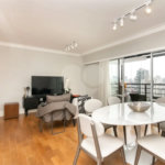 Apartamento à venda com 3 quartos, sendo 2 suítes, em Vila Olímpia, São Paulo, SP