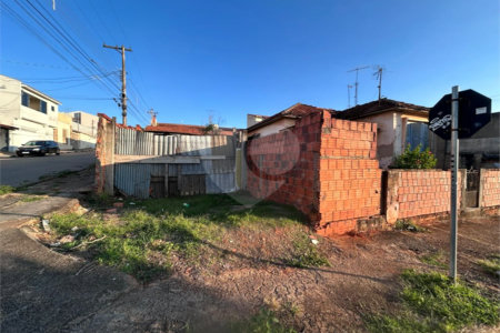 Casa à venda com 2 quartos, sendo 1 suíte, em Vila Doutor Laurindo, Tatuí, SP