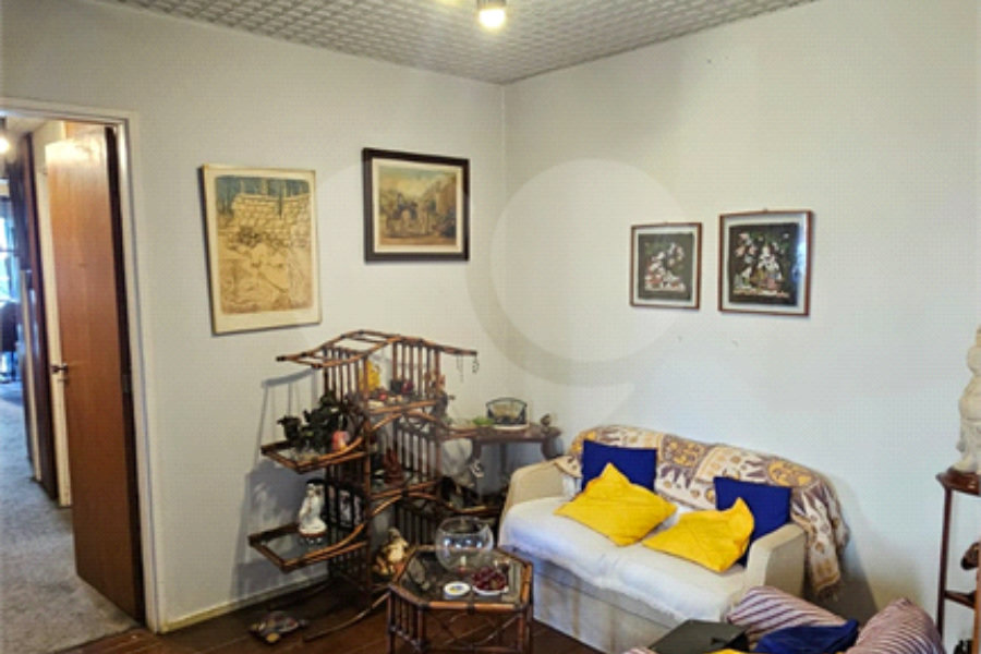 Apartamento à venda com 3 quartos, sendo 1 suíte, em Cerqueira Cesar, São Paulo, SP