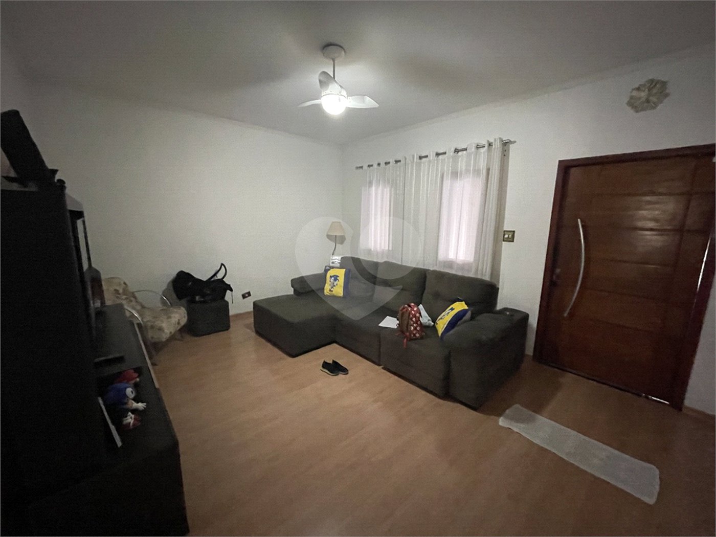 Casa à venda com 2 quartos, sendo 1 suíte, em Vila Angélica, Sorocaba, SP