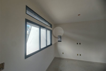 Casa à venda com 2 quartos, sendo 1 suíte, em Jardim Santo Antônio, Atibaia, SP
