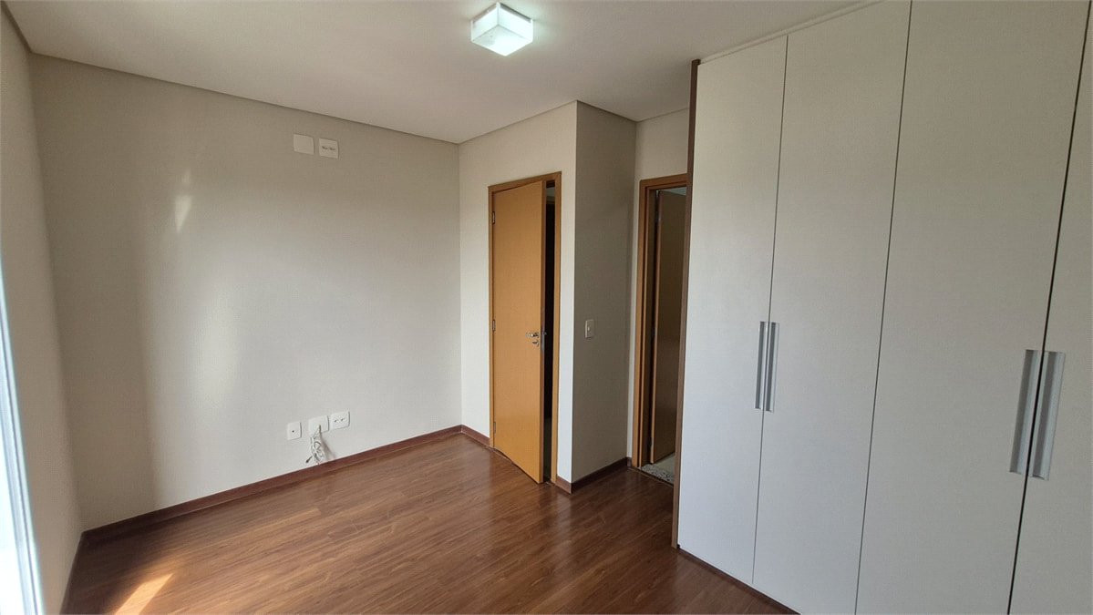 Apartamento para alugar com 2 quartos, sendo 1 suíte, em Parque Bela Vista, Votorantim, SP