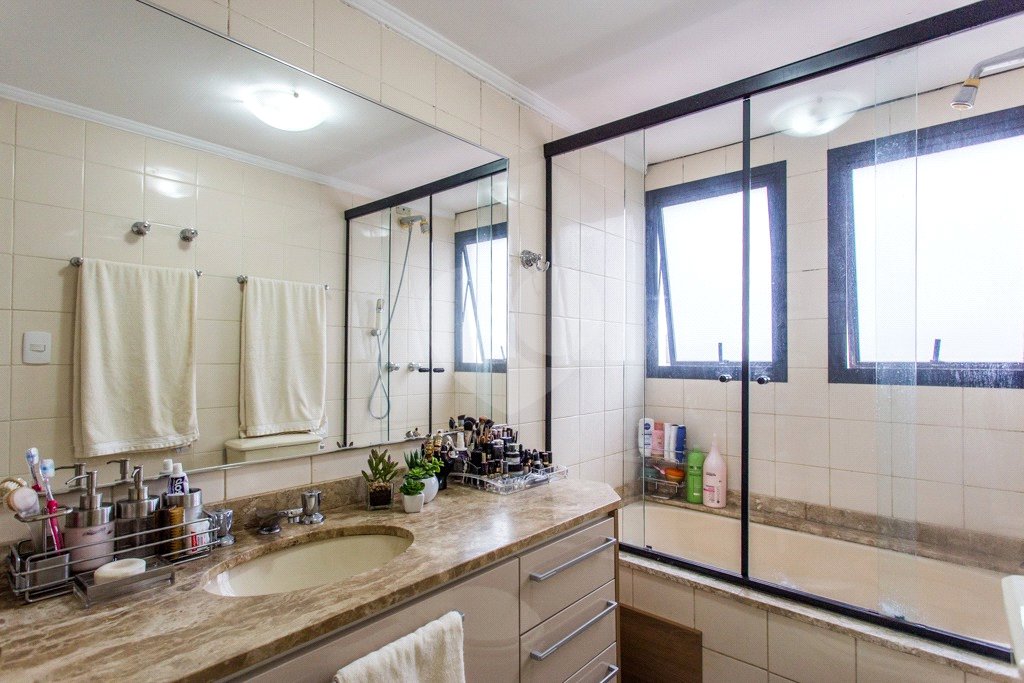 Apartamento à venda com 3 suítes em Vila Mascote, São Paulo, SP