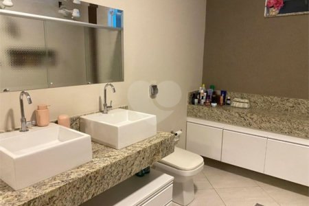 Casa à venda com 3 quartos, sendo 1 suíte,  em Parque Almerinda Pereira Chaves, Jundiaí, SP