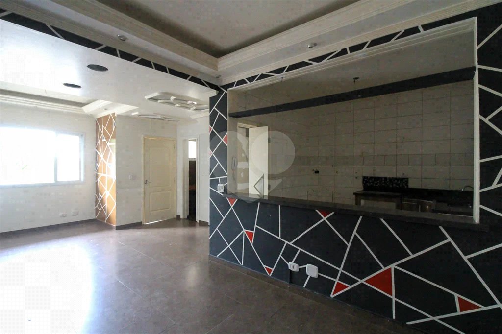 Casa à venda com 3 quartos, sendo 1 suíte, no condomínio Village St. Louis, São Paulo - SP