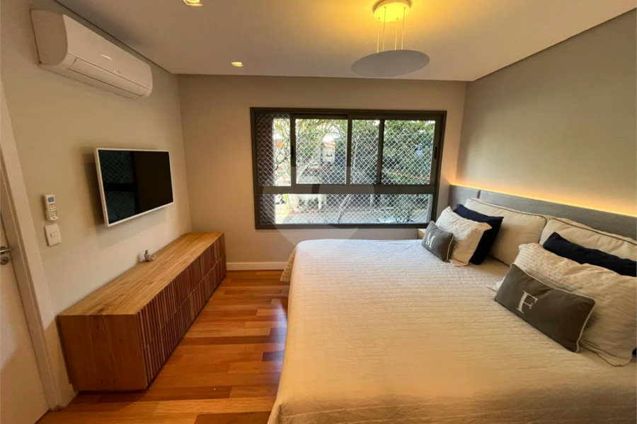 Apartamento à venda com 4 quartos, sendo 2 suítes, em Perdizes, São Paulo, SP